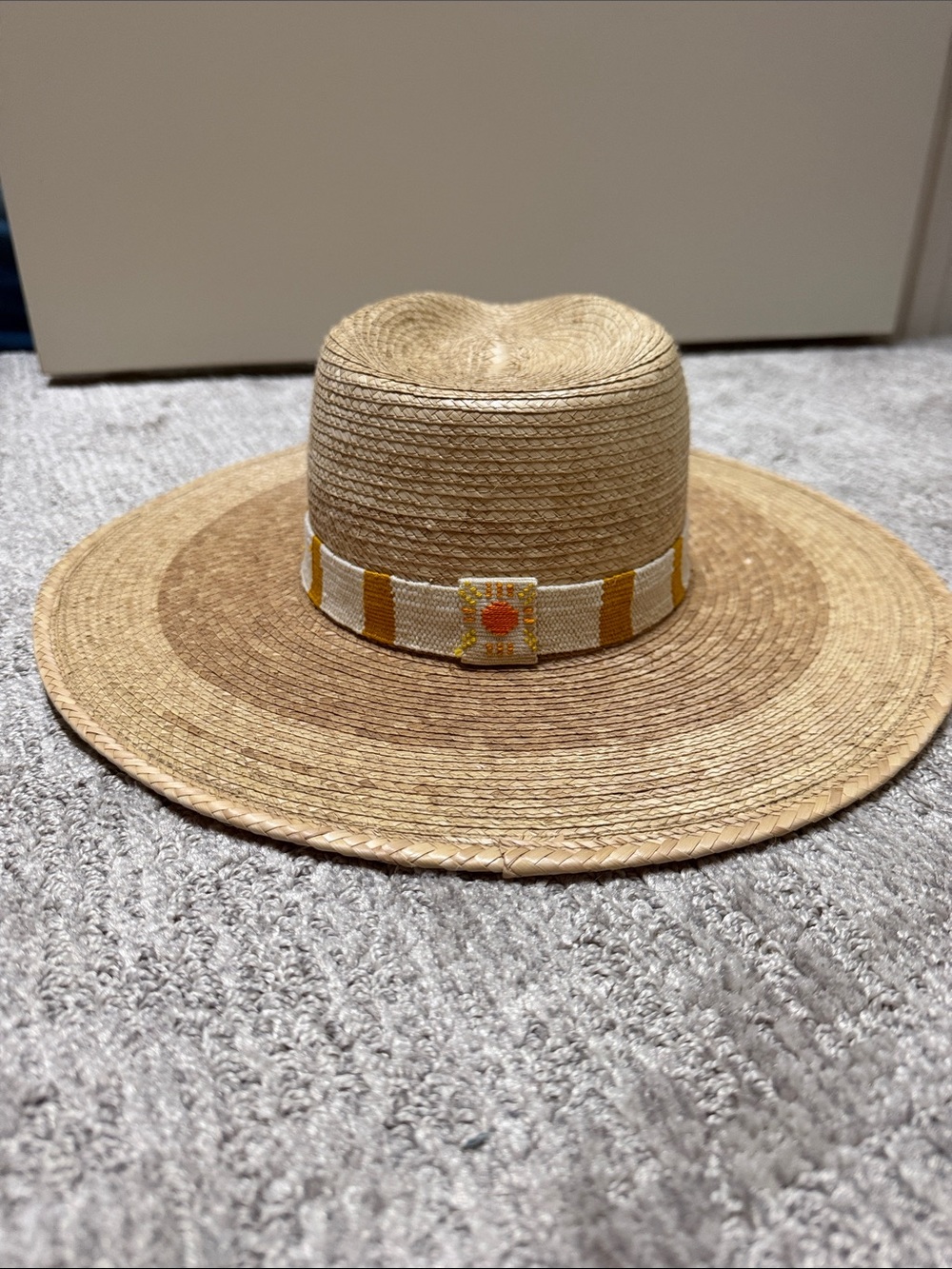 Sunshine Tienda XS/S Wide Brim Straw Hat with Mustard-White Band - Picture 5 of 6